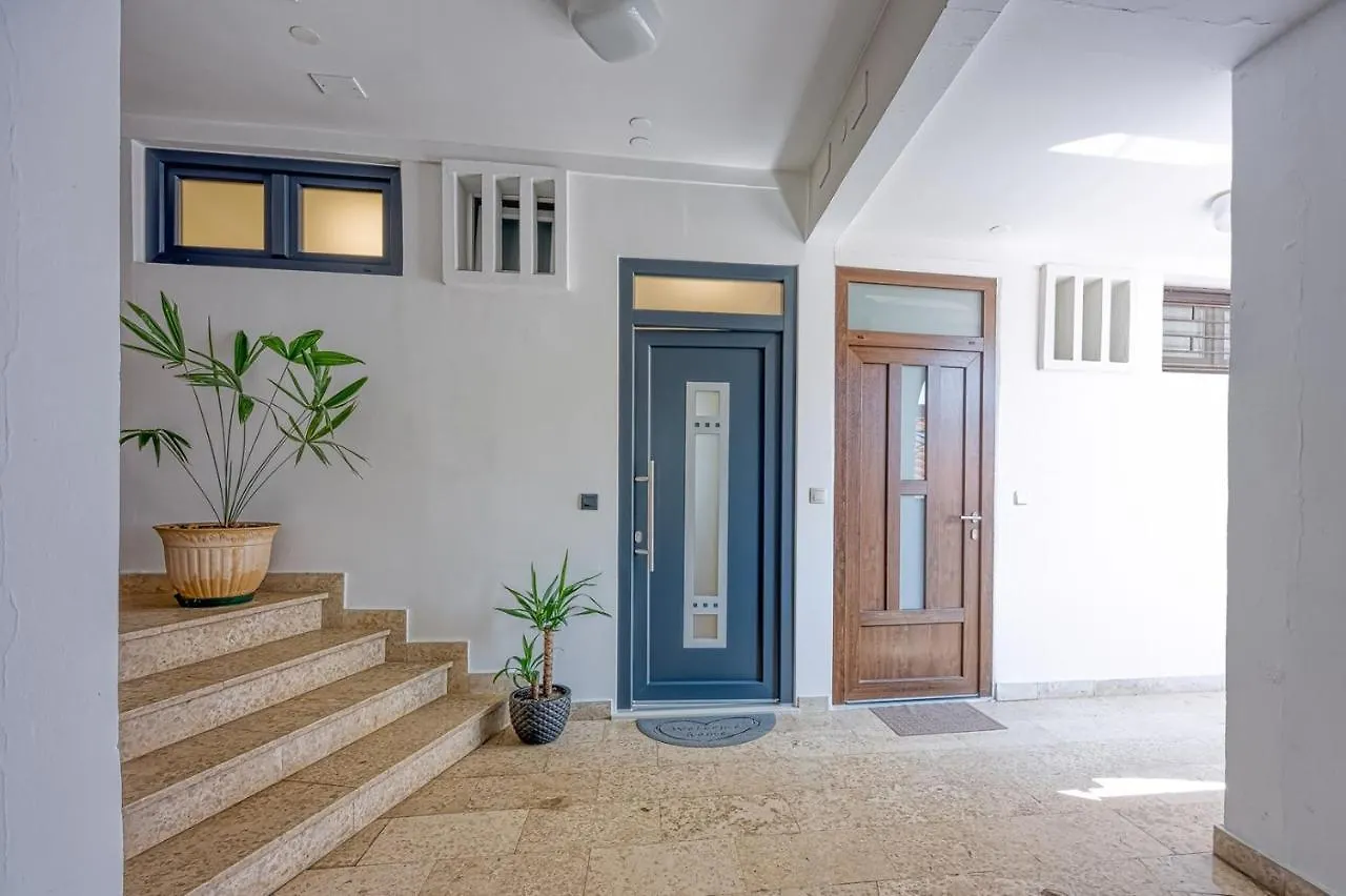 Apartment Sara Luxury In City Center Porec