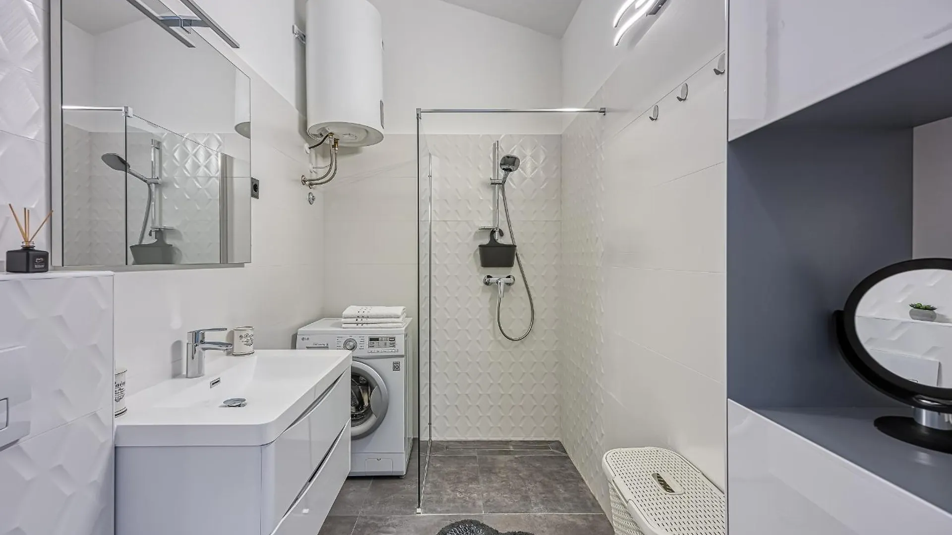 Apartment Sara Luxury In City Center Porec Croatia