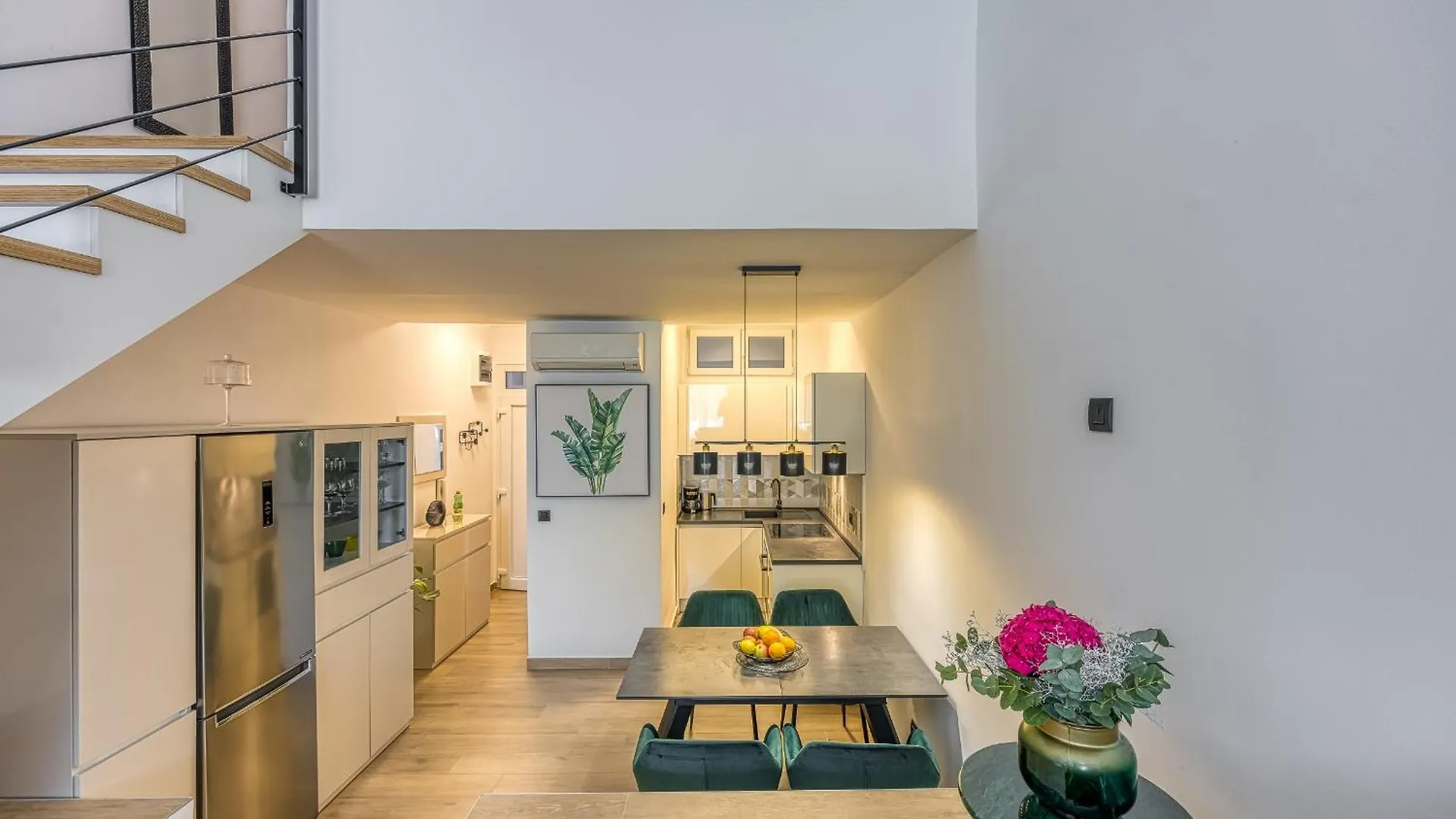 Sara Luxury In City Center Porec Apartment